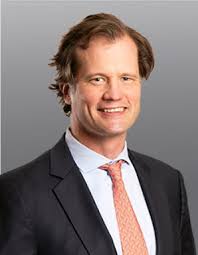 Todd Moen's Instagram, Twitter & Facebook