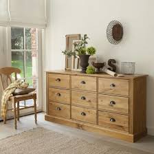 De couleur blanche, vous pouvez placer le meuble tv avec d'autres produits de la gamme bergen afin d'obtenir un ensemble harmonieux. Meuble De Mercerie Pin Massif Authentic Style Mobilier De Salon Meuble En Pin Meuble De Metier