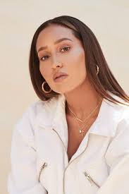 I Can See Your Voice" Queen Night: Gavin DeGraw, Thomas Lennon, Jennie  Garth, Adrienne Bailon, Cheryl Hines (TV Episode 2024)