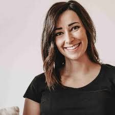 Jennifer Brockhoff's Instagram, Twitter & Facebook