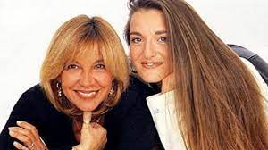 Born in cairo montenotte, savona, goich began her career in 1964, when she released her first single dopo il sole pioverà. Morta Susanna Vianello Figlia Di Edoardo E Wilma Goich La Repubblica
