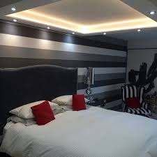 Led strip lights in a bedroom. How To Choose Led Strip Lights For Covings And Cornices