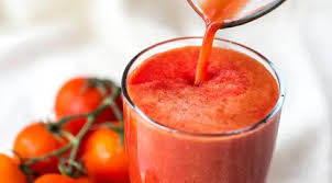 Makanan tinggi kalium lainnya yang cocok untuk penurun darah tinggi yaitu tomat. Punya Darah Tinggi Atasi Dengan Jus Buah Satu Ini Lifestyle Fimela Com