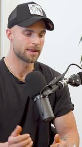 Wohlhabend und trotzdem unterernährt? 😮 So leben wir derzeit in  Mitteleuropa. Wir essen von allem zu viel, aber nehmen trotzdem zu wenig  Nährstoffe zu uns. Pädagoge und Sportcoach Noah Haag meint, es ...