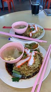 Knowing how to be a good parent is intuitive. å¶å¶äº'åžé¢ Dato Chew Come And Support Bojio Merchant Become Facebook