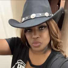 Okay I need help… I ordered an item through Amazon and when it got  delivered a couple days ago the package was empty. So I went to the center  and asked them