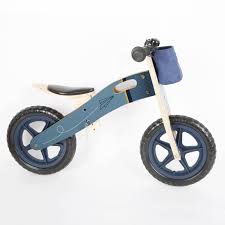 Weitere ideen zu kinder tag, kindertag, internationaler kindertag. Laufrad Blauer Papierflieger