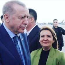 Melek Çiçek (@melekakincicek) • Instagram photos and videos