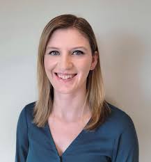 Kelly Melton's Instagram, Twitter & Facebook