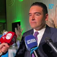 #Samborondón está de fiesta. La noche del martes 5 de diciembre se realizó  la sesión solemne por el décimo octavo aniversario de creación de la  parroquia #LaPuntilla. Durante el acto, el alcalde Juan ...