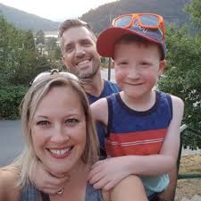 Michelle McEachern (@mdmceachern)