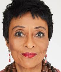 Amanda Bybee's Instagram, Twitter & Facebook