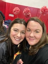 Janelle Massey's Instagram, Twitter & Facebook