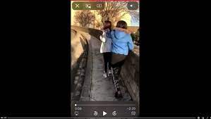 La contestation monte sur ce genre de dérives souvent zouhoura, de son vrai nom zara mahamat yosko, est une jeune fille de 16 ans. Beziers Coups Gifles Insultes Une Jeune Stagiaire Agressee Et Filmee Par Trois Filles Dans La Rue Midilibre Fr