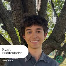 Meet the Seniors of SGA!✨ We have such an amazing group this year to  represent and support YOU. From planning events to making student voices  heard, this group is already loving our