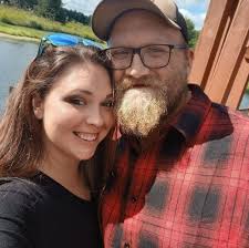 How to reintroduce drake to ducklings safely?