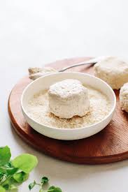 Vegan Chevre Chaud Salad Full Of Plants Recipe Vegan Milk Cheese Serving French Appetizers