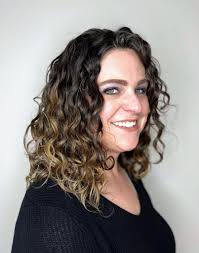 Curly hair specialist in Lubbock area