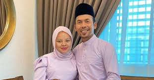Maybe you would like to learn more about one of these? Dikritik Bodoh Sebab Makan Dakwat Sotong Siti Sarah Dapatkan Penjelasan