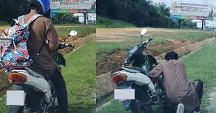 Mekanik kata sebab bearing tayar rosak atau pecah. Sebaknya Niat Bawa Anak 2 Tahun Ke Kubur Isteri Tertangguh Motor Rosak Tepi Highway Pa Ma