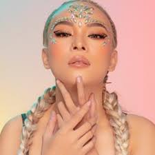 Listen to VY PHAN NEVER STOP by DJ PHAN VY in na playlist online for free 