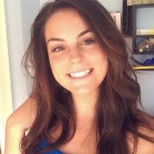 Riley Hahn (@rileyhahhn)