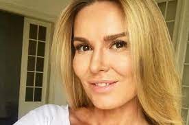 Jej kreacja z konferencji programu o tym hanna lis w wywiadzie dla vivy zdradziła, że udział w programie azja express uzmysłowił jej, jak. Hanna Lis Na Starym Zdjeciu Z Corka Najpiekniejsza Dziewczyna Z Ekranu