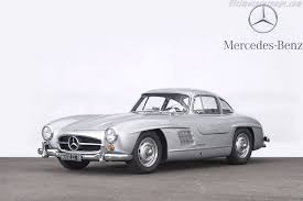 1954 1957 Mercedes Benz 300 Sl Gullwing Coupe 145 Shot Gallery Full History And Specifications Mercedes Benz 300 Mercedes Benz Mercedes