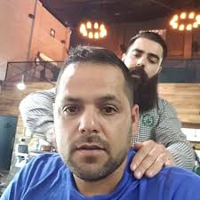 Aqui casual corte de barba y corte de...