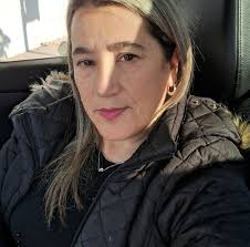 Gracias de corazón por estar, por escuchar, por compartir mi música y darme  tu apoyo. A veces las palabras no alcanzan, pero su presencia y cariño han  marcado la diferencia en mi