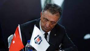 Serdal adalı, hürser tekinoktay ve ahmet nur çebi'nin yarıştığı başkanlık yarışında çebi, 4015 oy alarak başkanlığını. Prasident Ahmet Nur Cebi Besiktas Steht Vor Einer Uefa Und Transfersperre