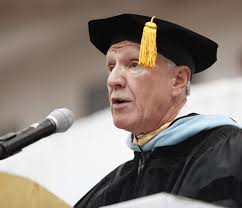 Stevens grads told to 'Pitch in'