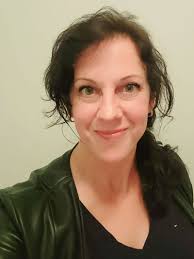 Nous sommes heureux d'annoncer l'arrivée de Chantal Paquette au sein de  notre équipe de conseillers et conseillères en prévention. Elle débute son  mandat dès aujourd'hui. Curieuse, audacieuse…