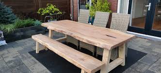pin op robuuste stoere unieke eikenhouten tafel op maat gemaakt