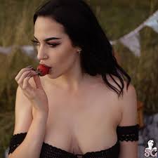 Nikita Caslida - Free nude pics, galleries & more at Babepedia