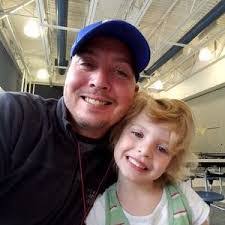 Bobby Knouse's Instagram, Twitter & Facebook