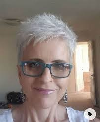 Leslie Hasty's Instagram, Twitter & Facebook