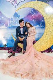 美少女戰士主題婚禮我要代替月亮來懲罰你想不到吧 台灣 出現了月光仙子能被這樣的新娘懲罰也太幸福了no 9的新人在婚禮上布置美少女戰士主題連伴娘的身上都有美戰元素的設計婚禮上就要大玩創意的巧思大家想起童年的回憶sailor