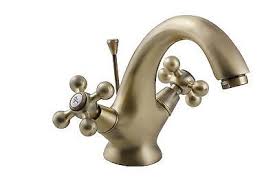Wasserhahn garten antik wasser armatur antik wasserhahn bad zubehör wasserhahn 3/4 zoll wandanschluss wasserhahn wandmontage bad wasserhahn 1/2 zoll edelstahl messing feinblech. Retro Waschtischarmatur Kreuzgriff Messing Antik Waschbecken Bad Nostalgie Neu Waschbecken Armaturen Waschbecken Waschtischarmatur