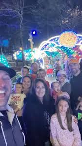 Last weekend we went to @dollywood and it was my first time. My  expectations were a little low. Mainly because I wasn’t sure what to  expect. That said, I was impressed with the lights and Christmas ...