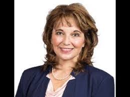 Lorraine Snider's Instagram, Twitter & Facebook