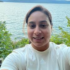 Amazon.com : LifePro Rhythm Vibration Plate Exercise Machine with Handles  for Balance Support