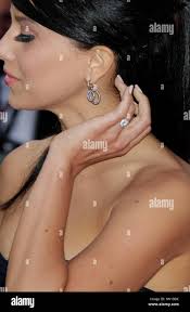 Hillary thomas hi-res stock photography and images