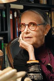 Jill Gill's Instagram, Twitter & Facebook