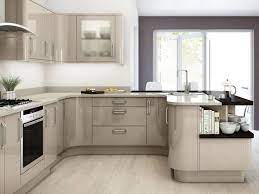 Si votre cuisine est ouverte sur le salon, il est important de privilégier des couleurs qui vont s'accorder harmonieusement avec celles de votre salle. Couleur Pour Cuisine 100 Idees De Couleur De Peinture Murale Et Facade Couleur Cuisine Cuisine Moderne Cuisines Design