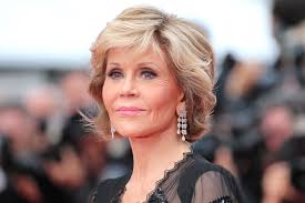 As jane fonda's career evolved, so did her hairstyles. Jane Fonda Talks Gray Hair Facials And The Best Eyeliner Glamour