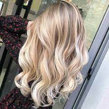 20 Best Ultra Flirty Blonde Hairstyles You Have To Hair Styles Balayage Hair Long Hair Styles