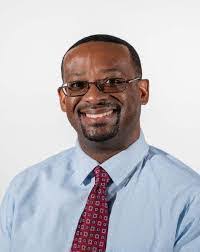 Barbara Dinning's Instagram, Twitter & Facebook