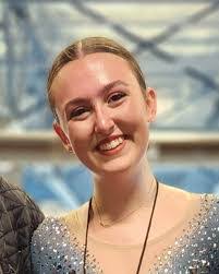 Amber Gildersleeve's Instagram, Twitter & Facebook