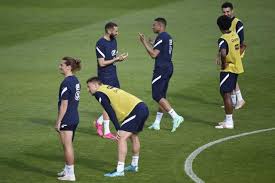Mbappe and benzema then almost aligned for france's first as the psg man inventively flicked the ball into benzema's path from a griezmann cross, but the real madrid forward steered his. Antoine Griezmann Karim Benzema And Kylian Mbappe Associated By Didier Deschamps
